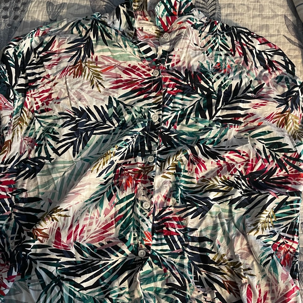 BeachLunchLounge short sleeved button down top